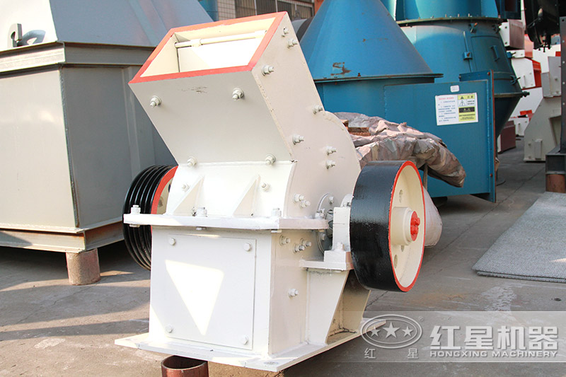 錘式制砂機體積小，占地面積少