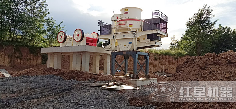 2臺(tái)57鄂破+制砂機(jī)配置的人工制砂生產(chǎn)線 2臺(tái)57鄂破+制砂機(jī)配置的人工制砂生產(chǎn)線