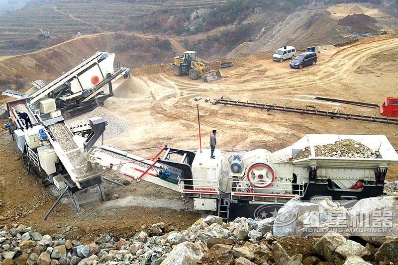 流動碎石機(jī)械作業(yè)現(xiàn)場