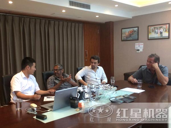 紅星為您提供便宜價格的流動式青石磕石子機 紅星為您提供便宜價格的流動式青石磕石子機