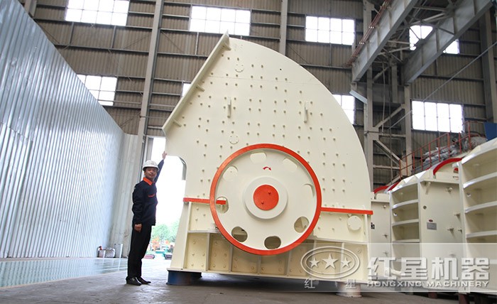 PCZ型重錘式破碎機(jī) PCZ型重錘式破碎機(jī)