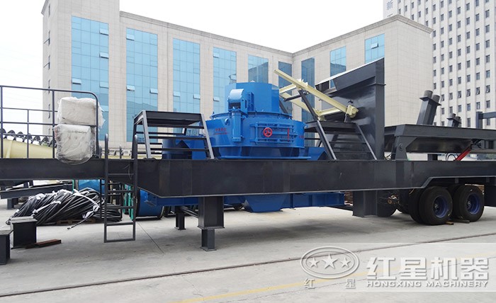 輪胎設(shè)計的風(fēng)化砂移動制砂機(jī)