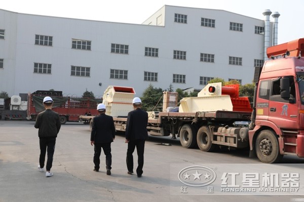 1414細(xì)碎機發(fā)貨 1414細(xì)碎機發(fā)貨