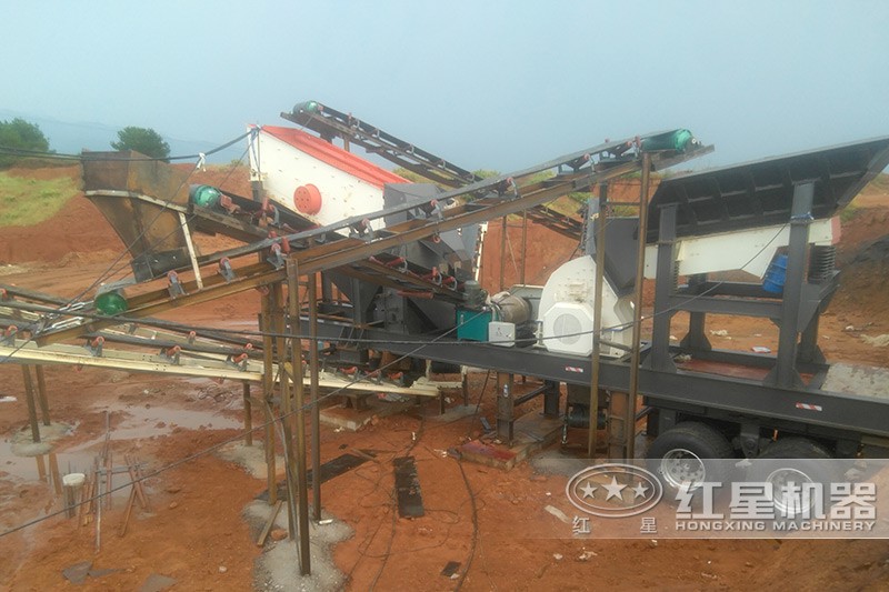 移動(dòng)三合一重錘破碎線現(xiàn)場 移動(dòng)三合一重錘破碎線現(xiàn)場