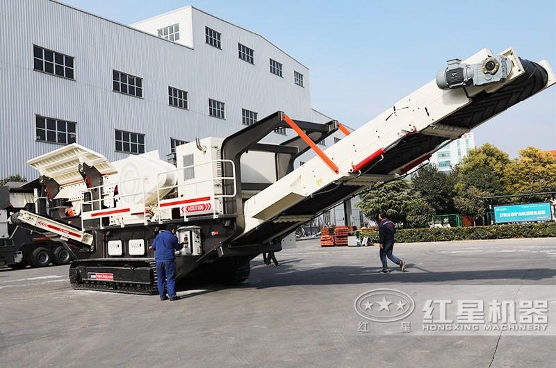 紅星履帶破碎篩分機(jī)出廠驗貨