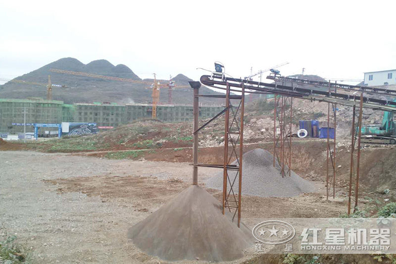 制砂機(jī)設(shè)備成品現(xiàn)場