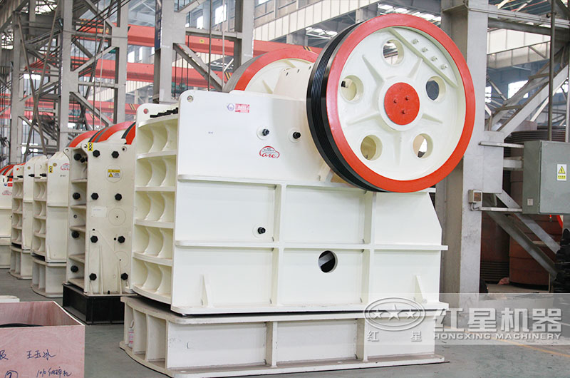 鄂式破碎機(jī)破碎比大，產(chǎn)量高