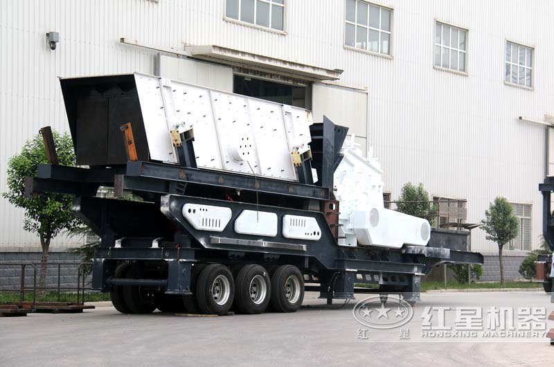 移動反擊式破碎站，上圖